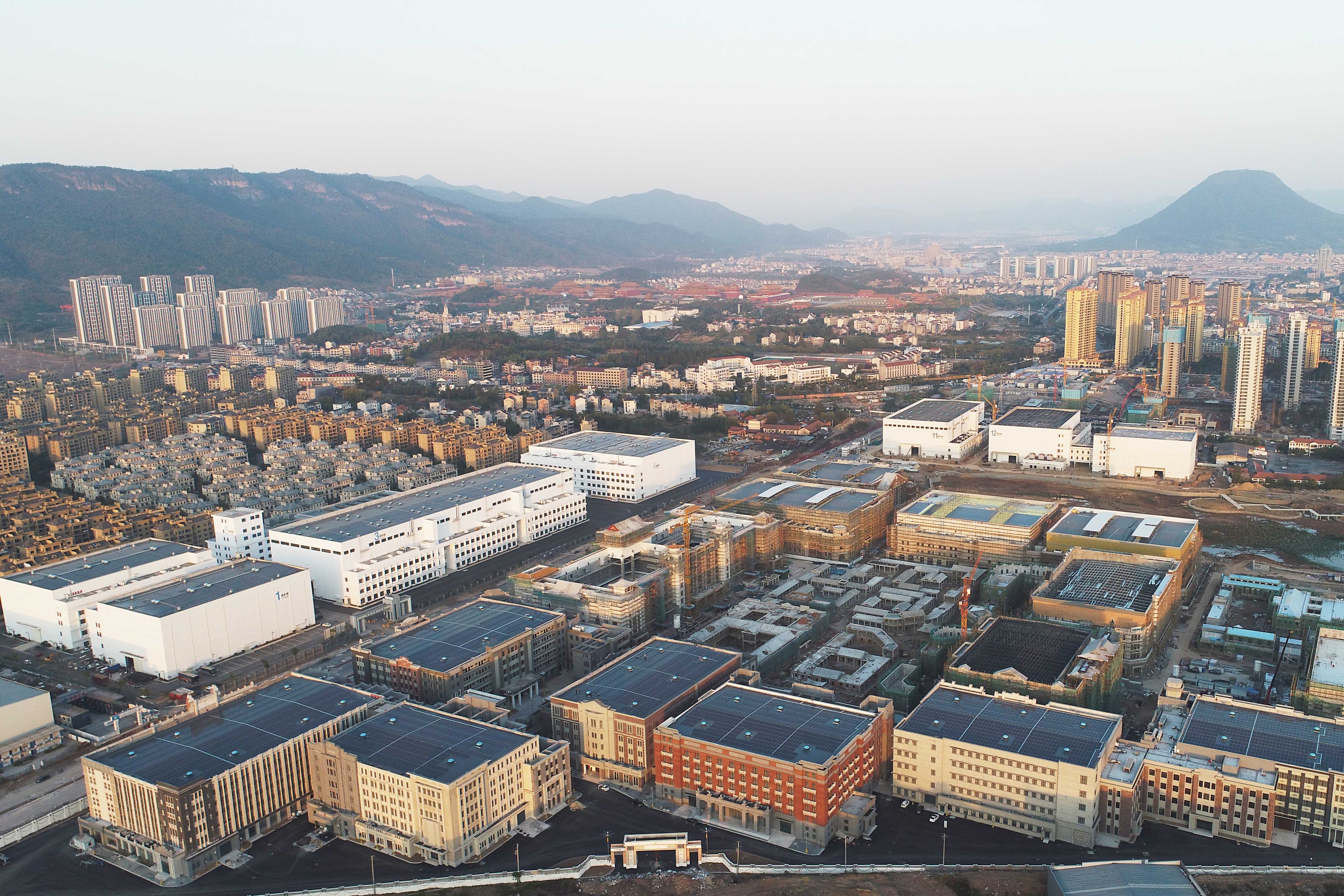 2021yingshichanyeyuan2.jpg (1.17 MB)